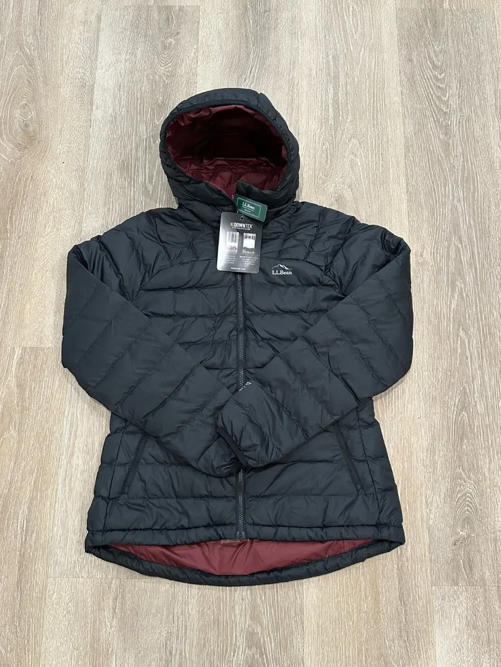 LL Bean Women's Bean's Down Hooded Jacket, Regular, Medium, NWT